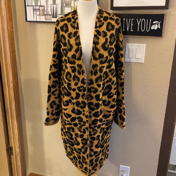 Sweaters - EUC Thick Leopard Long Cardigan large